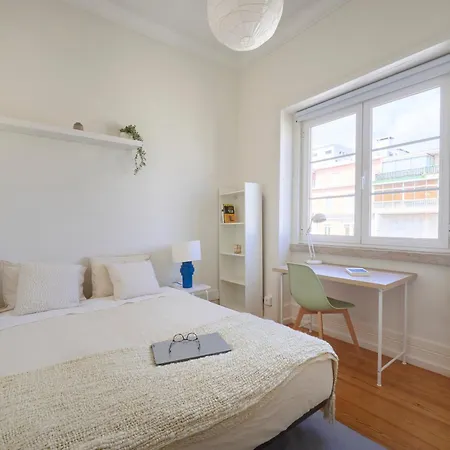 Amazing Coliving In Marques De Pombal Lisboa