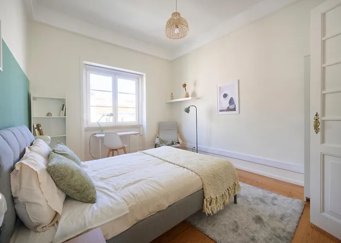 Amazing Coliving In Marques De Pombal Pensión Lisboa