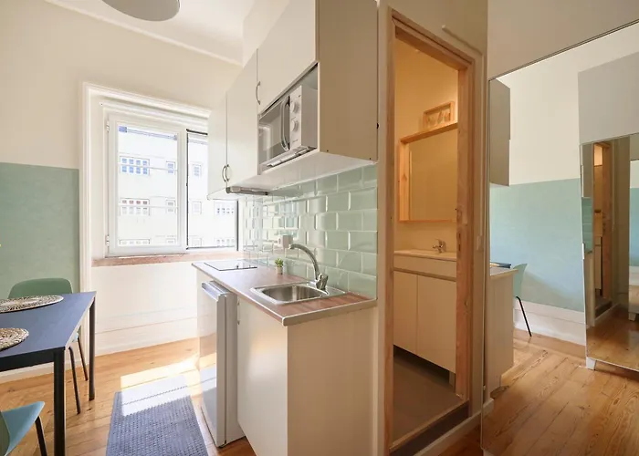 Amazing Coliving In Marques De Pombal Pensión