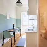 Gæstehus Amazing Coliving In Marques De Pombal Lisboa