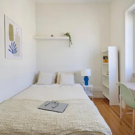 Amazing Coliving In Marques De Pombal * Лиссабон
