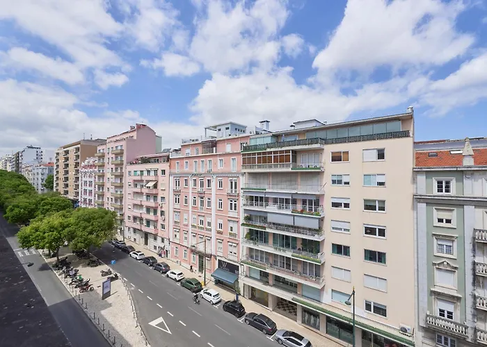 Gasthof Amazing Coliving In Marques De Pombal Lissabon