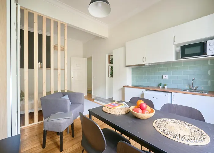 Gasthof Amazing Coliving In Marques De Pombal *